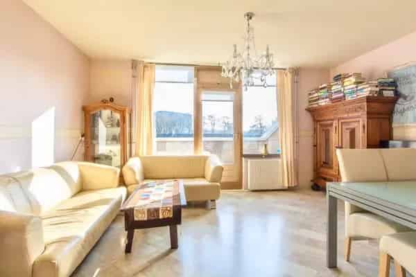 Appartement Houtwijk 4 slaapkamers gemeubileerd balkon