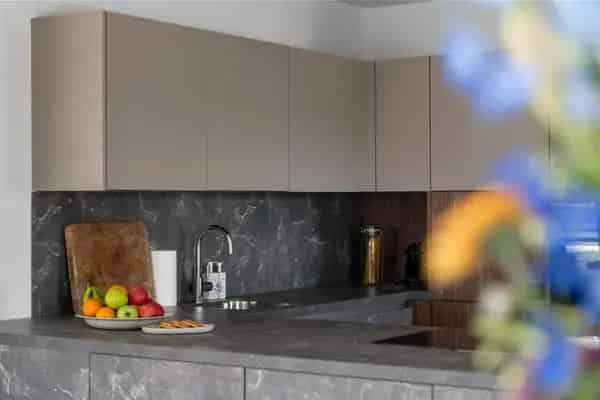 Luxe Appartement Rotterdam Maaszicht 75m2 Turn-key