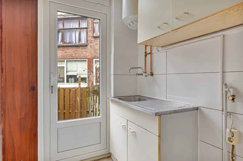 2 Kamer Benedenwoning Schiedam Oost Nabij Station