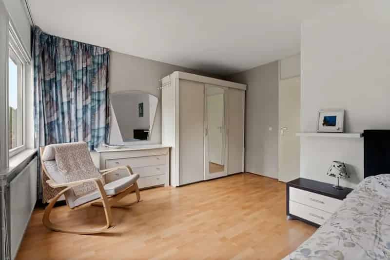 5 Slaapkamers Royale Twee Onder Een Kapwoning Almere Buiten