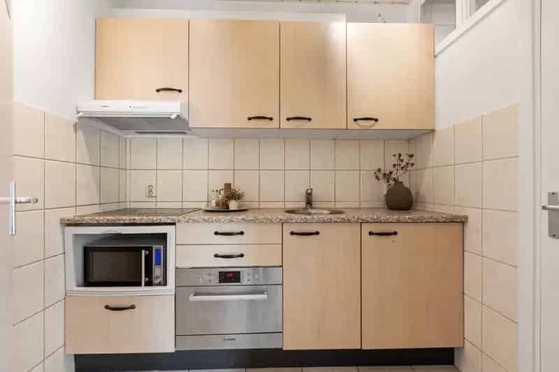 Studio Eindhoven Centrum: Begane Grond, Modern & Lichtrijk