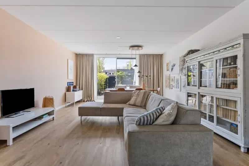 Moderne Tussenwoning Deventer Centrum Nabij Station