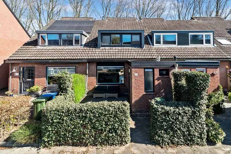 6-Kamer Familiewoning Rotterdam Ommoord - Instapklaar
