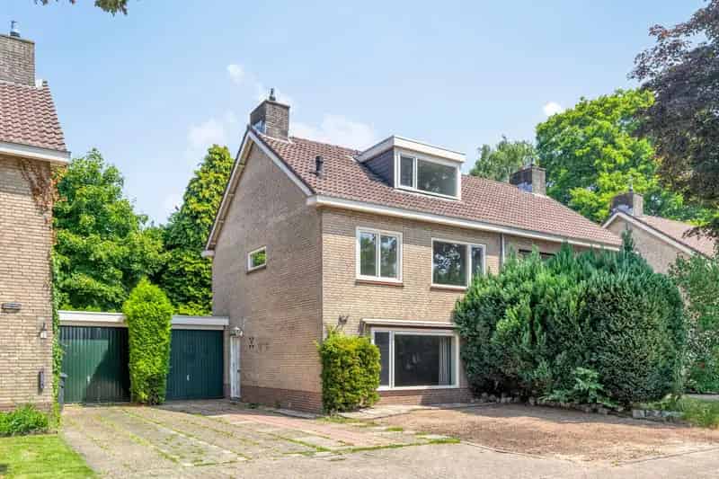 5 Slaapkamer 2-onder-1-kapwoning te Berkel-Enschot