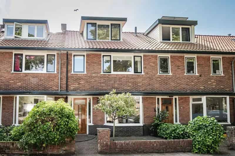 Huis te koop: Wüstelaan 46 2082 AD Santpoort-Zuid 