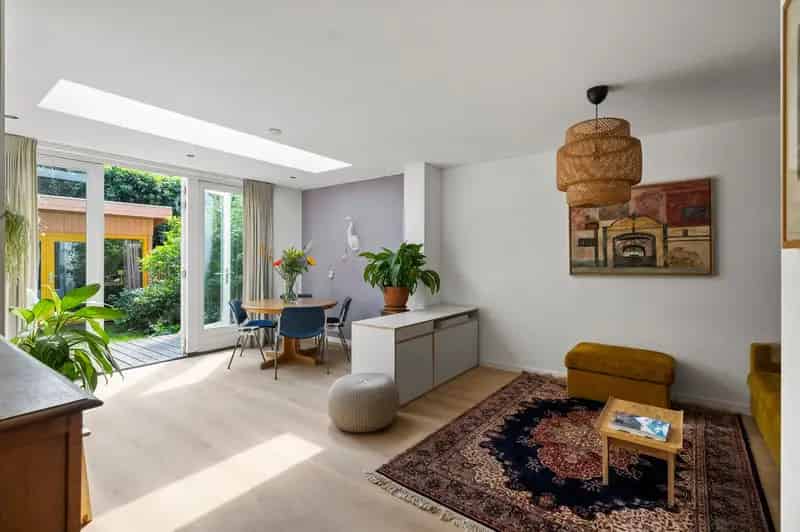 Amsterdam Hertspieghelweg 2 Slaapkamers Tuinhuis  Gerenoveerd