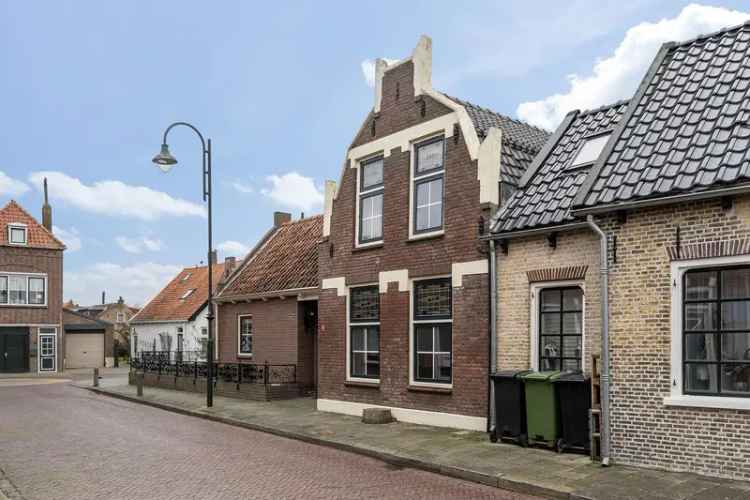 Ruime 4 Kamer Woning Sint Annaland Nabij Winkels