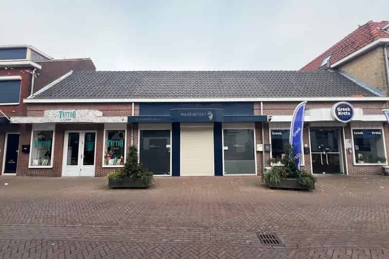 Winkel te Huur Rembrandtstraat Naaldwijk 98m2
