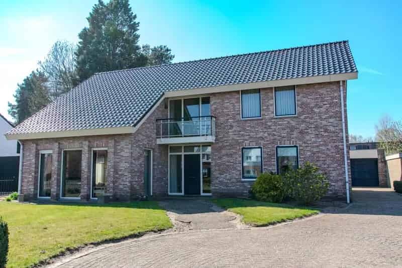 Luxe Vrijstaande Woning Hoogerheide 220m2 Ruime Tuin Garage Sauna