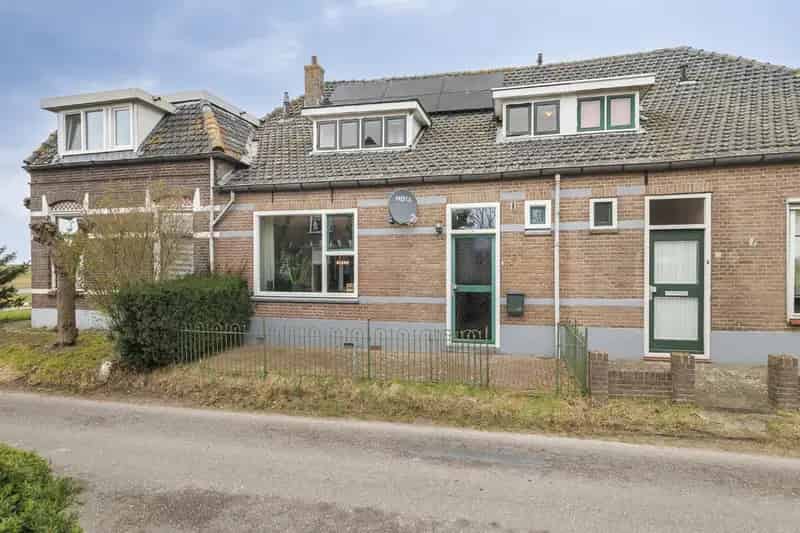 Tussenwoning Kamperveen Landelijke rust nabij stad