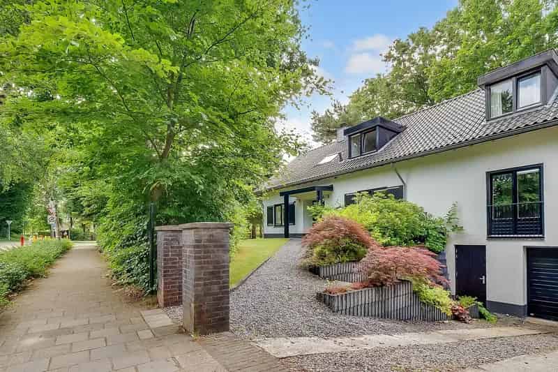 Vrijstaande Villa Zeist 334m² Dubbele Bewoning Mogelijk