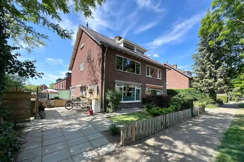 Jaren 30 Bovenwoning Zeist 80m2 3 slaapkamers Instapklaar