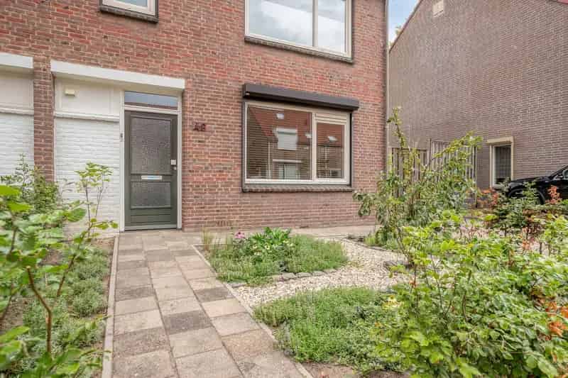 Huis te koop: Burgemeester van Poppelstraat 49 5126 VB Gilze | Funda