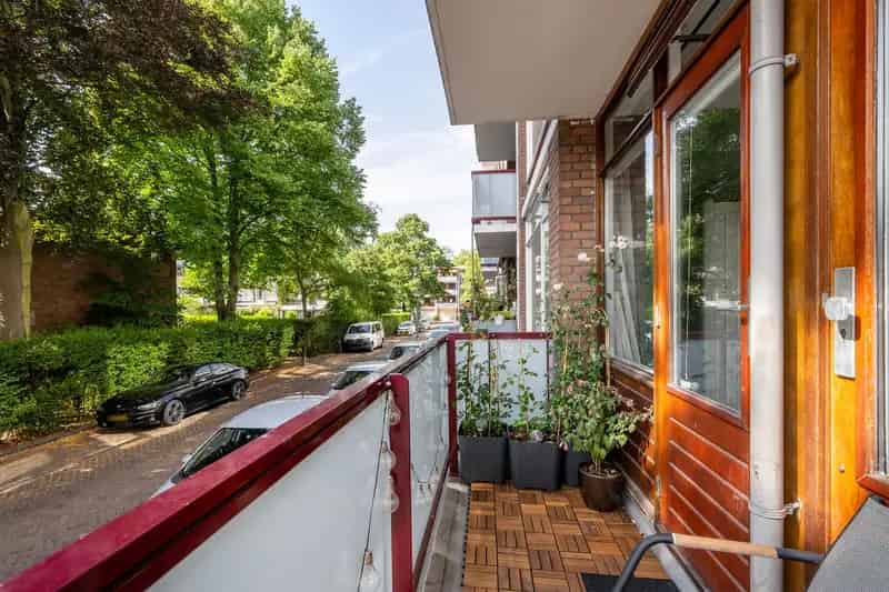 2-Kamerappartement Vlaardingen Ruime Lichte Woonkamer Centrale Ligging