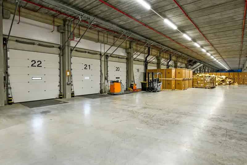 Bedrijfshal Oosterhout te huur 20137m² A15 Betuweroute