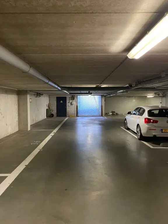 Parkeerplaats te Koop Bickerseiland Amsterdam