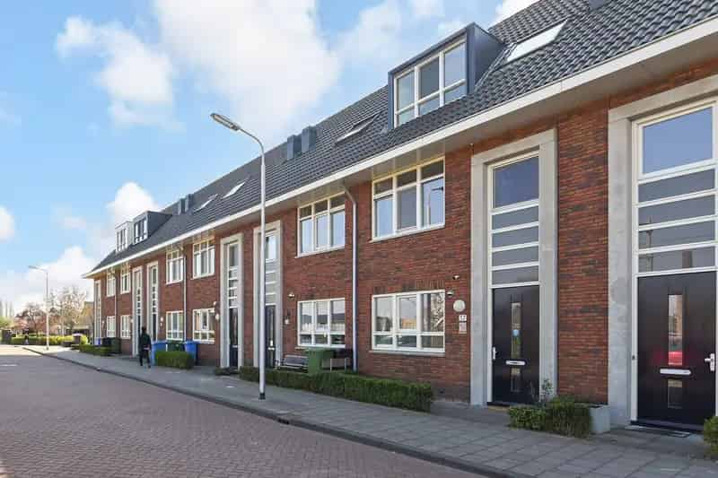 Ruime gezinswoning Pijnacker 5 slaapkamers