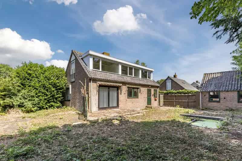 Vrijstaande woning te koop nabij Amsterdam