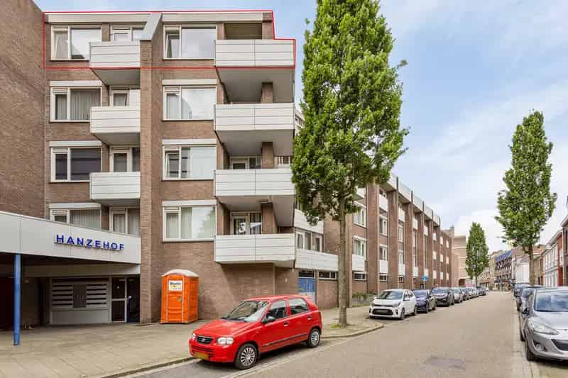 Riante Appartement Maria Gardestraat Roermond