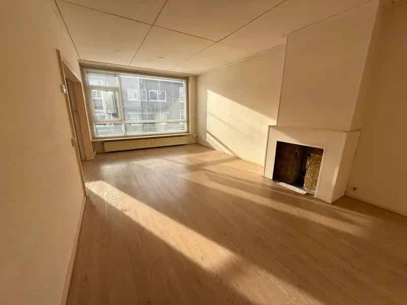 Appartement te Koop Bezuidenhout 3 slaapkamers 2 Balkons