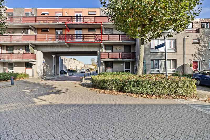 Appartement Almere  2 slaapkamers balkon berging