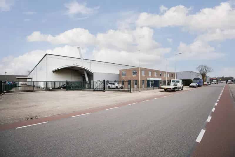 Bedrijfshal Utrecht 7400m2 te huur Rutherfordweg