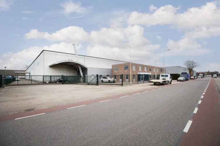 Bedrijfshal Utrecht 7400m2 te huur Rutherfordweg