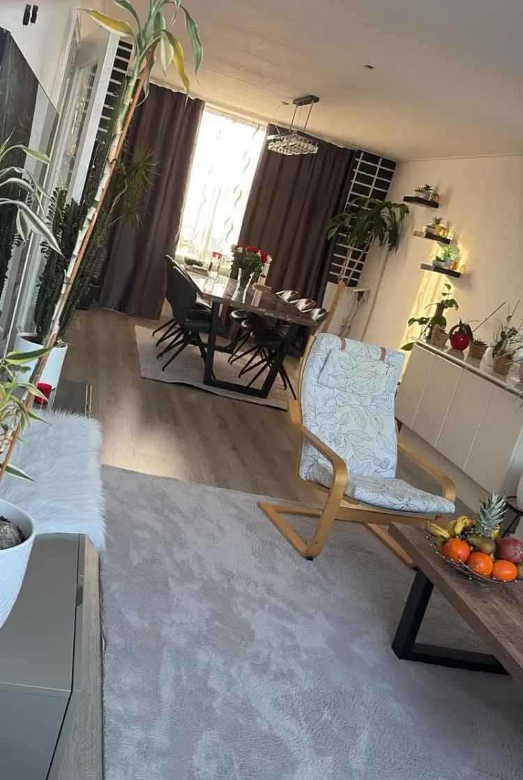 Appartement Te Huur in Oost West en Middelbeers, Noord-Brabant