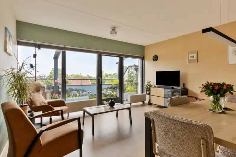 3-kamerappartement Wormerveer Centrum - Balkon - Parkeerplaats