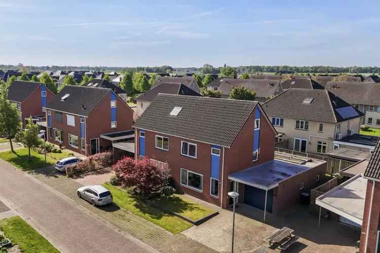 Ruime gezinswoning Schoonebeek met garage en energielabel A
