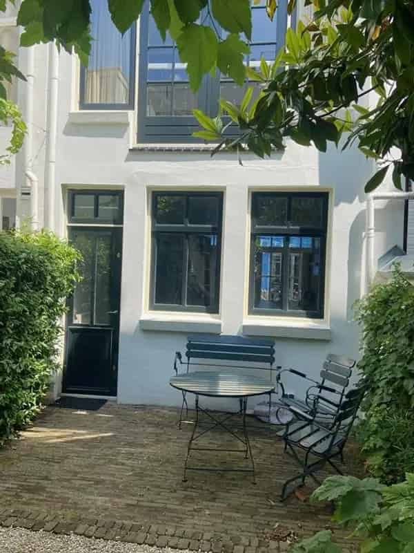 Jordaan Huis te Huur 120m2 2 Slaapkamers Gemeubileerd