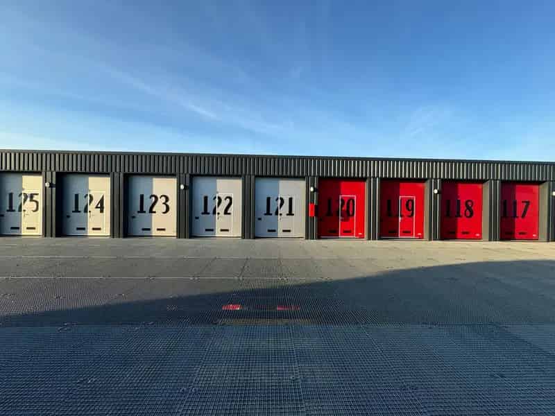 Garagebox Assendelft 32m² te koop - Opslag Stalling