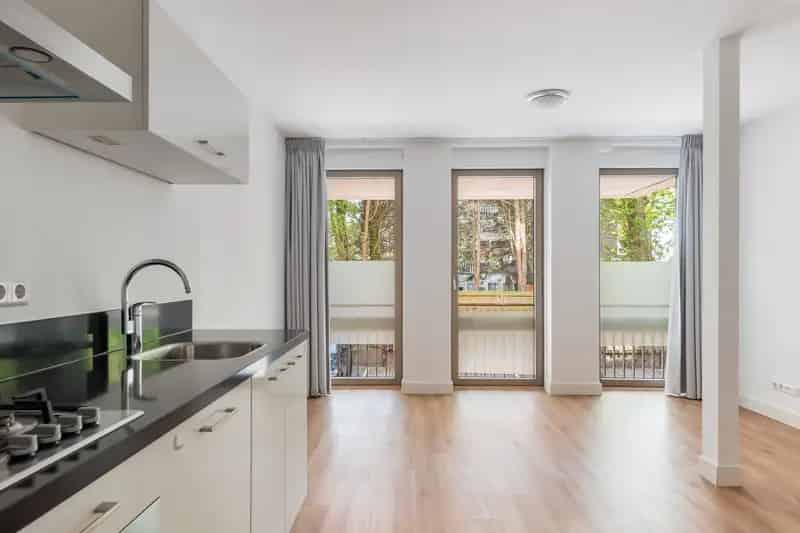 Appartement te koop Den Haag Esseline Residence gerenoveerd 60m2