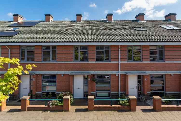 Huis te koop Maassluis 3 slaapkamers 9 zonnepanelen