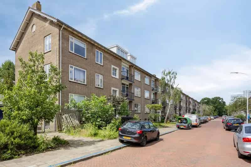 3 Kamer Parterre woning Voorburg Riante Tuin Nabij Station