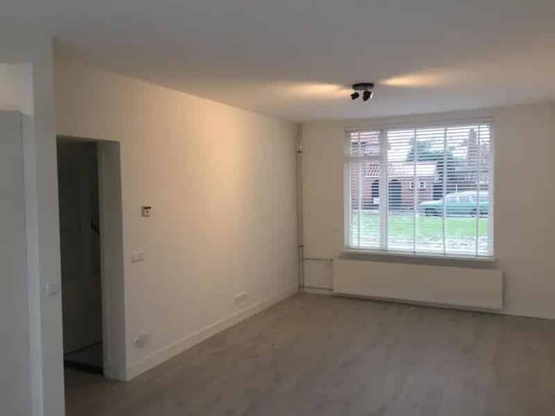 Gerenoveerde Eindwoning Diepe Tuin Nabij Stadscentrum