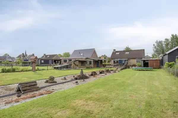 Vrijstaande woning Nieuwland 4 slaapkamers grote tuin 1570m2