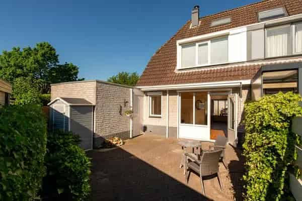 2-onder-1-kapwoning 3 slaapkamers Woensdrecht