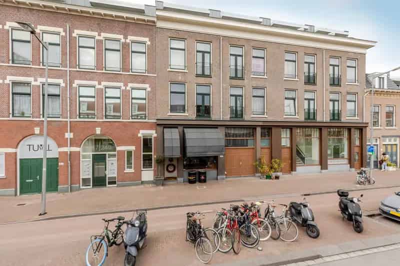 Commerciële Ruimte te Koop Brede Hilledijk Rotterdam