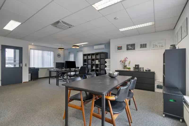Huis te koop Zetten 158m2 Kantoor Aan Huis