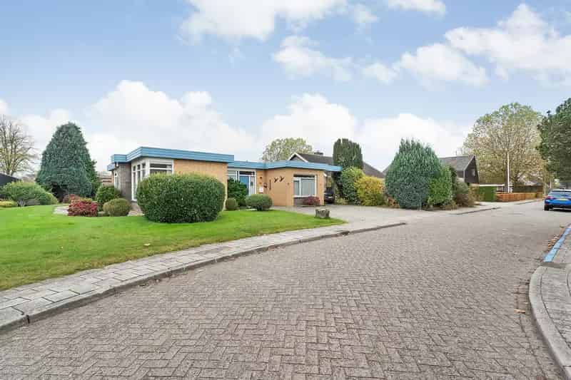 Bungalow Hardenberg: 2 slaapkamers begane grond ruime tuin