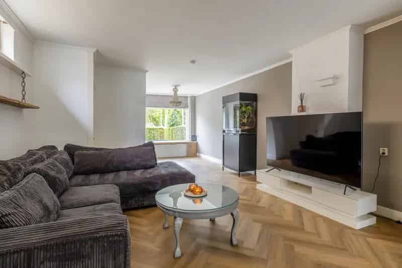 Huis te koop Capelle aan den IJssel Schollebos 3 slaapkamers gerenoveerd