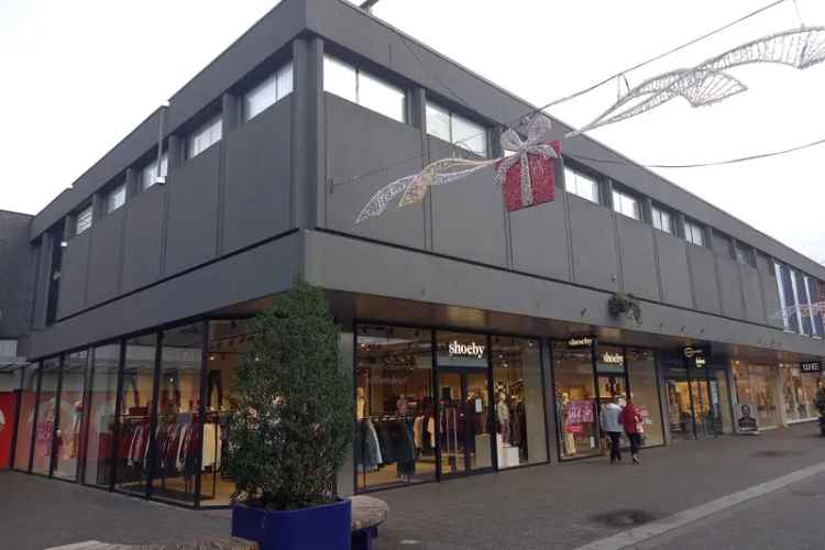 Winkel Eindhoven | Zoek winkels te koop: Winkelcentrum Woensel 40-A 5625 AC Eindhoven [funda in business]