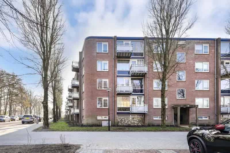 Appartement te koop Beverwijk 83m2 2 balkons modern instapklaar