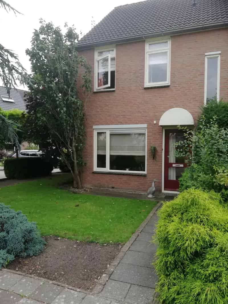 Ruime Hoekwoning 3 Slaapkamers Groene Wijk