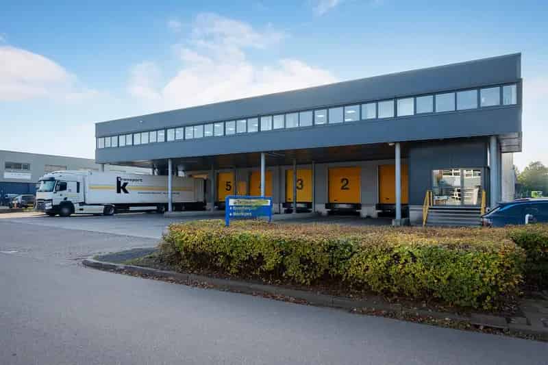 Bedrijfshal te huur Pijnacker 1921 m²