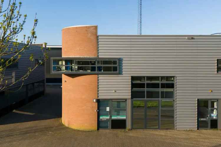 Bedrijfshal Amersfoort 180m² te Koop