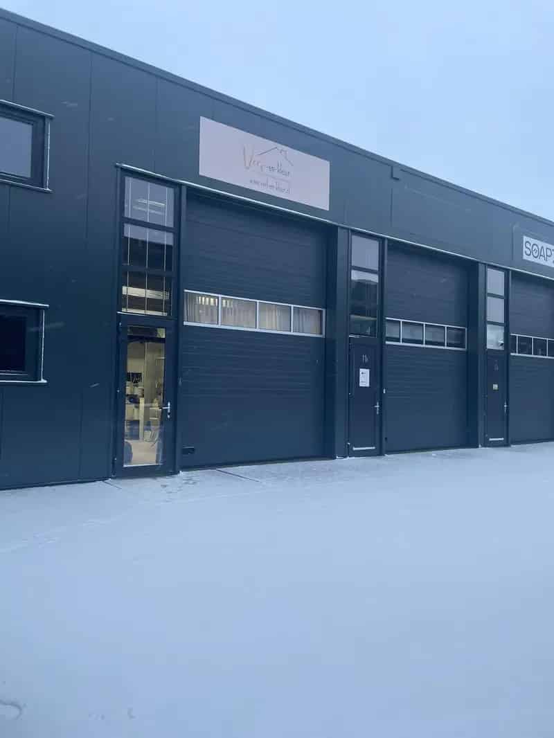 Bedrijfshal te Huur Groningen 100m2