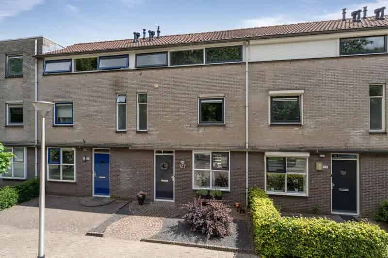 Huis te koop Etten Leur 4 slaapkamers luxe badkamer