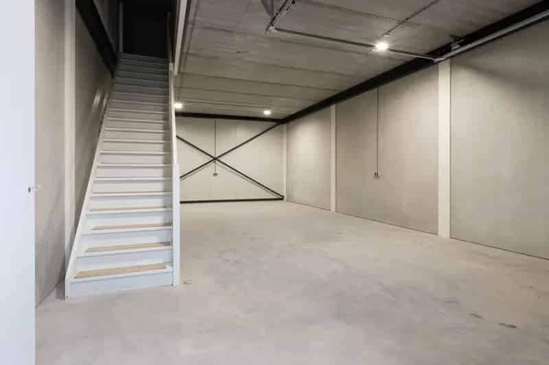 Bedrijfshal te huur Waddinxveen 144m²